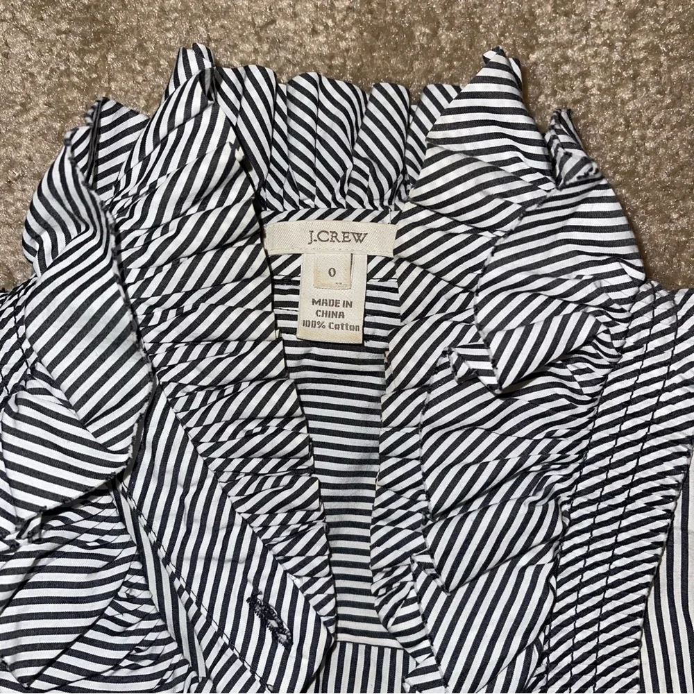 J.Crew Ruffle Top - Picture 2 of 3